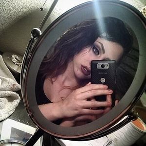 Meet your Posher, Bella