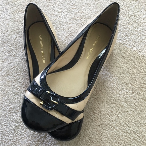 Creme and Black Classic Flats