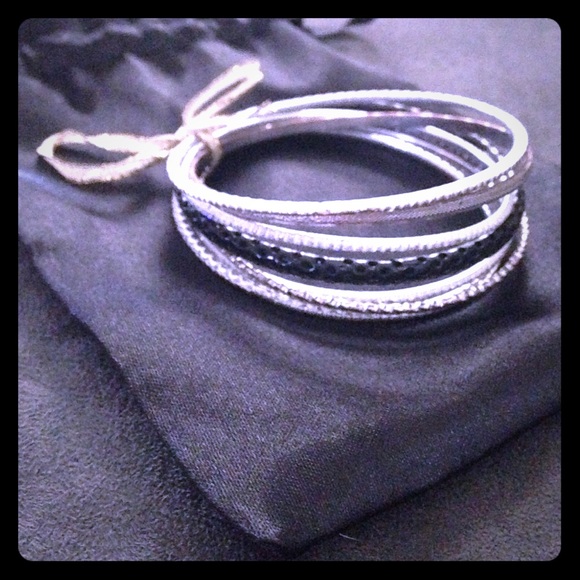EUC 7 bangles