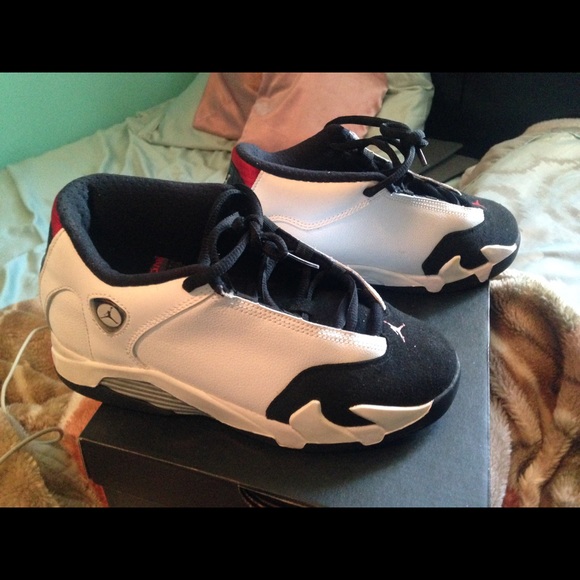 Jordan 14s Black Toes - Picture 1 of 3