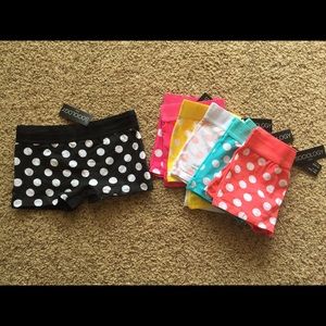 6 pack small Sociology polka dot boy shorts
