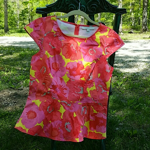 Ann Taylor Loft top