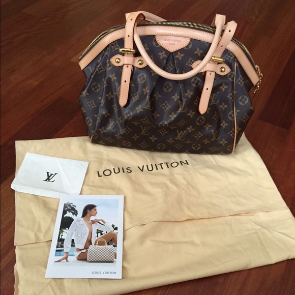 ✨Designer Bags are all 100% Authentic ✨ - Picture 3 of 4