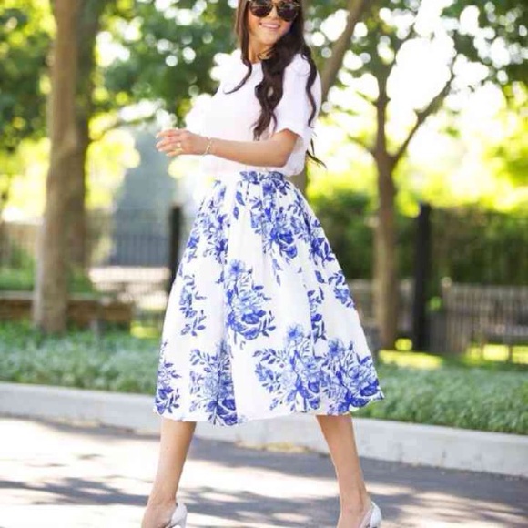 🚫SOLD🚫 High Waisted Vintage Midi - Picture 3 of 4