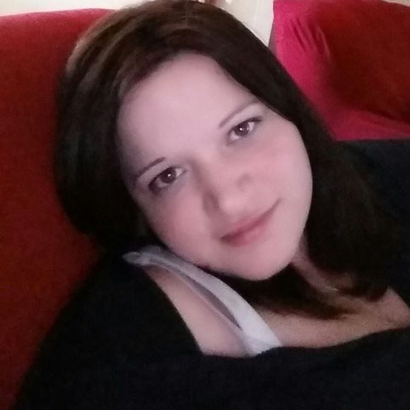 Meet your Posher, Erin - Picture 1 of 1