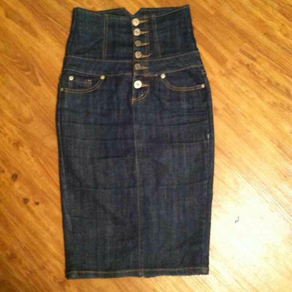 Dresses & Skirts - High waisted Jean Midi