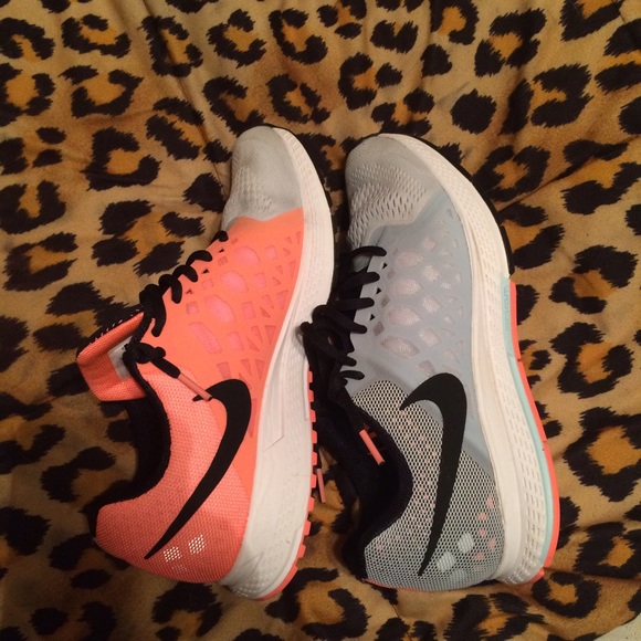 Nike Pegasus sneakers!