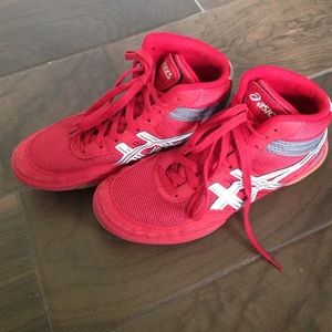 Red Asics matflex wrestling, weightlifting shoes
