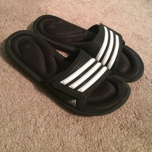 Adidas women's size 7 slides