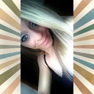 Meet your Posher, Kay