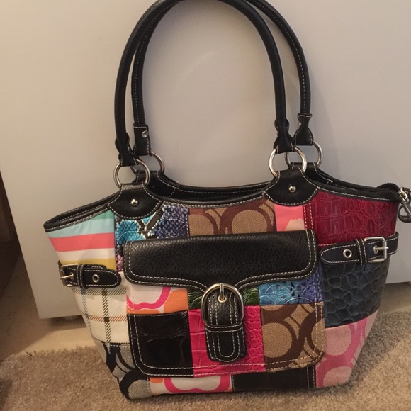 Printed purse