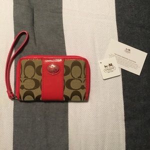 New with tag authentic Coach wallet! FINAL PRICE