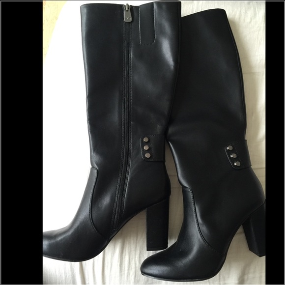 Anne Klein Nicoletta boots (brand new never used)