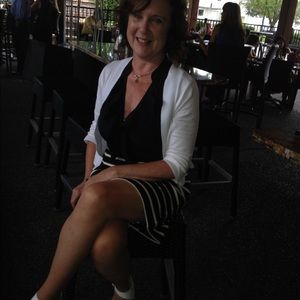 Meet your Posher, Sharon