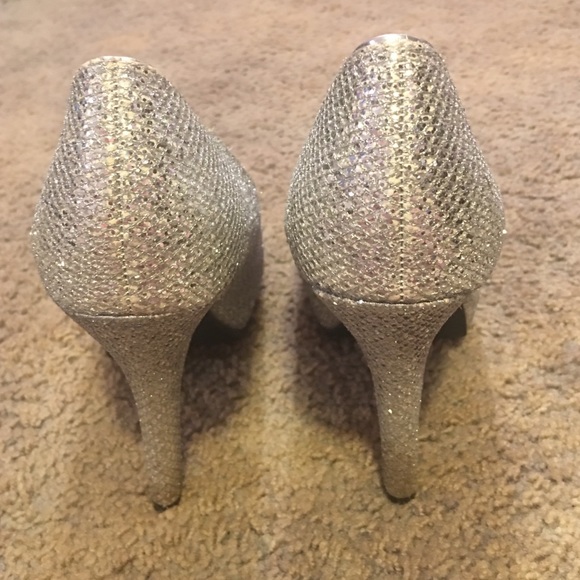 Prom heels - Picture 2 of 2