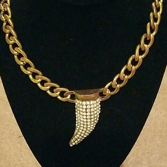 Tiger tooth bling necklace