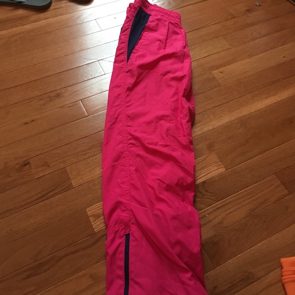 Pink windbreaker pants - Picture 1 of 3