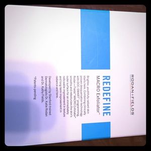 Rodan + Fields Macro Exfoliator tool