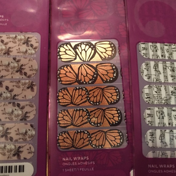 Jamberry Nail Wraps
Set of 3