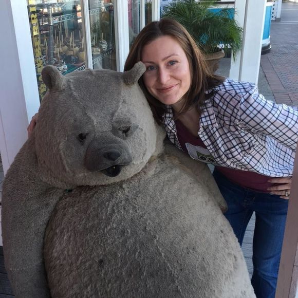 Meet your Posher, Angela