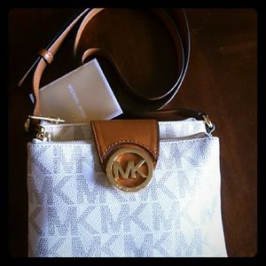 Michael Kors Crossbody purse