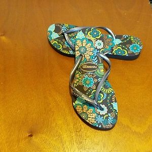 Paisley flip-flops