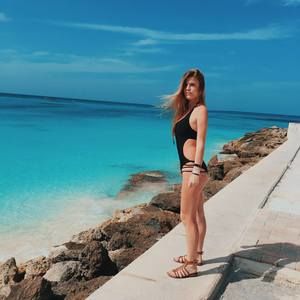 Meet your Posher, Heidi