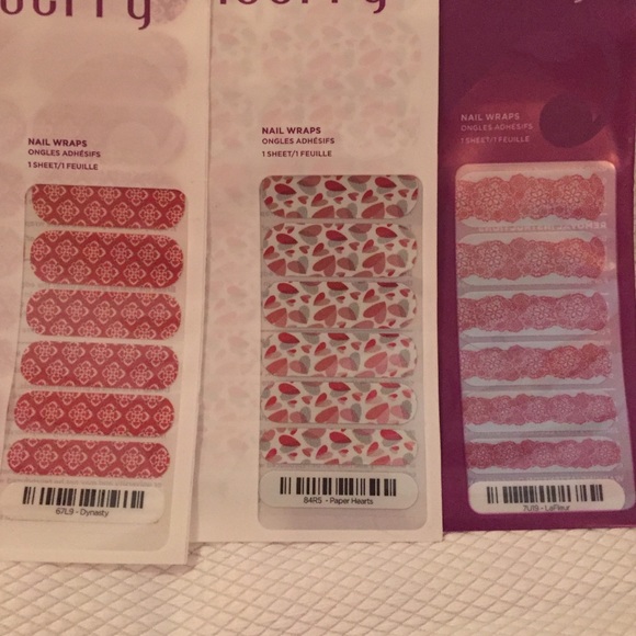 Jamberry Nail Wraps
Set of 3
