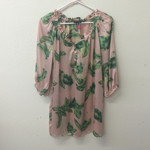 Tropical top 🌴🌷