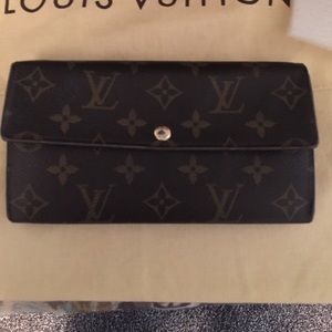 Additional Pics For LV Set