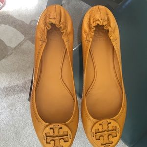 Authentic Tory Burch Shoes size 11.