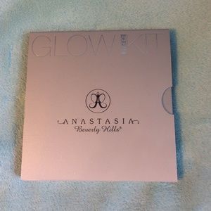 Anastasia GLEAM Palette