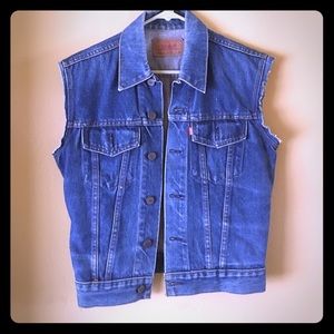 Levis jean vest, perfect for patches!