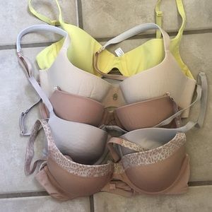 5 Victoria Secret Bra. 34B