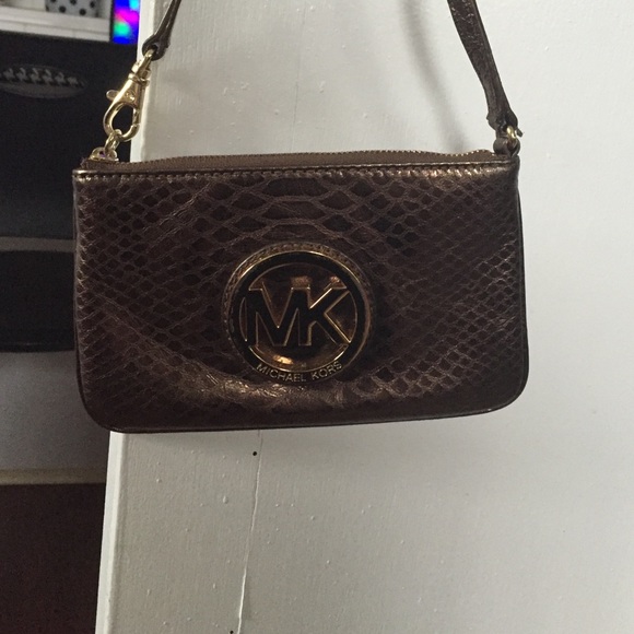 Michael Kors wristlet