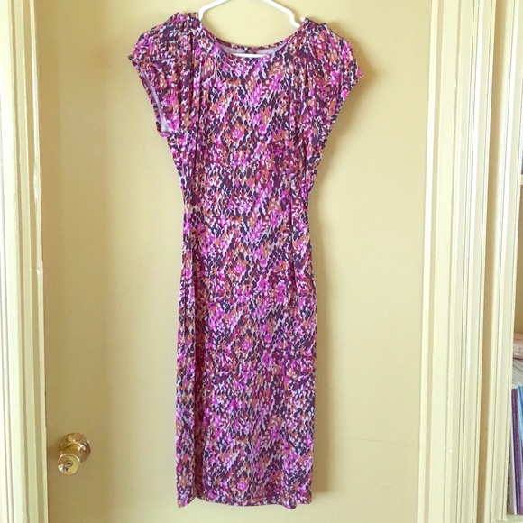 Diane Von Furstenberg patterned dress!