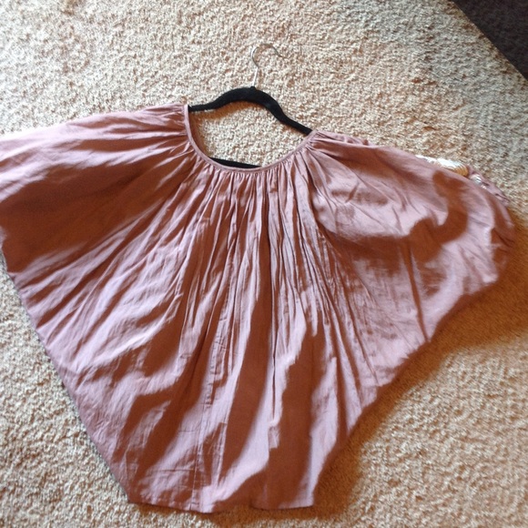 Top - Picture 2 of 4