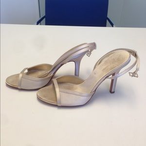 BCBG Ivory heeled shoe