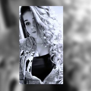 Meet your Posher, Mallory