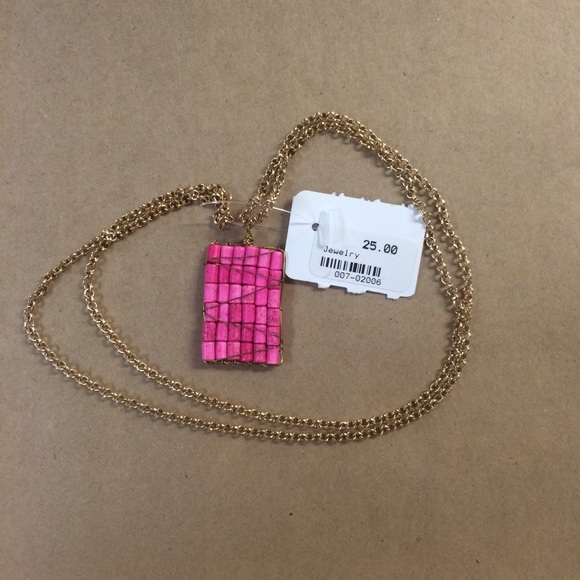 Necklace - Picture 1 of 2