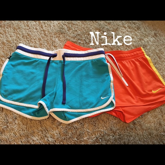 2 pairs of Nike shorts