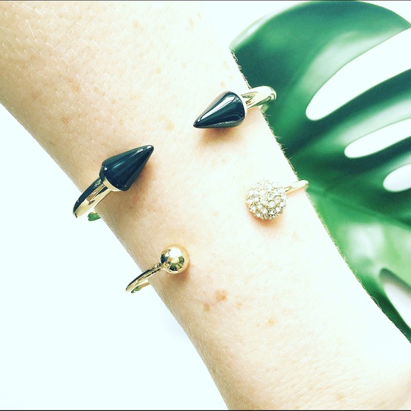 [HPx2] Black enamel spike cuff - Picture 3 of 4
