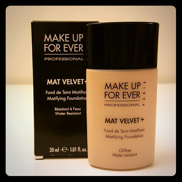 Make Up For Ever Foundation #15
