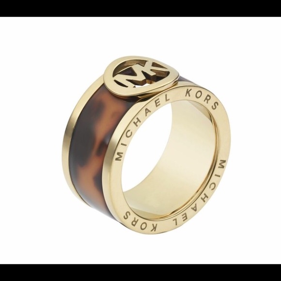 Michael Kors ring