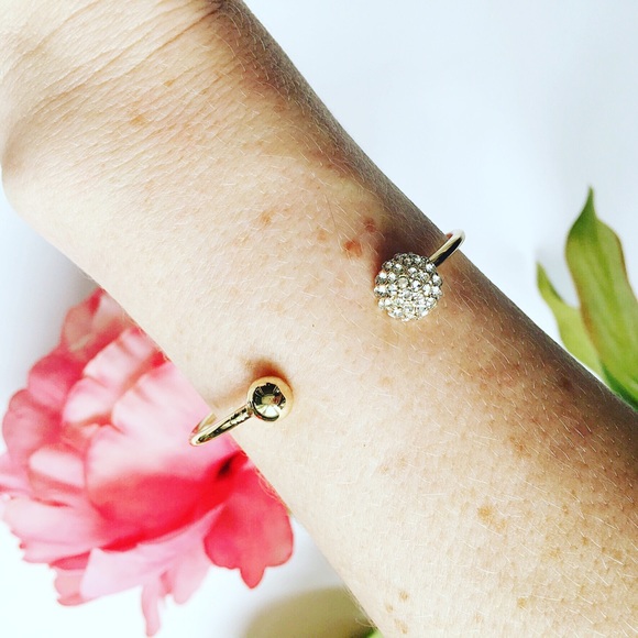 [HP] Gold pave Czech crystal cuff - Picture 2 of 4
