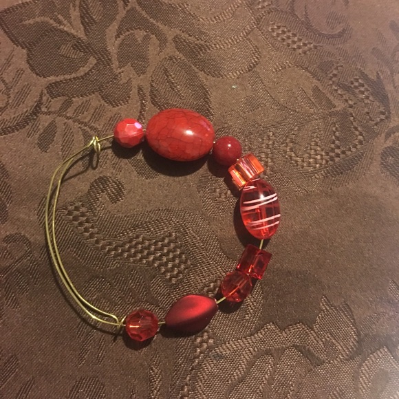 Adjustable bracelet
