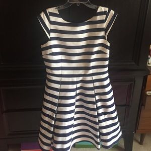 Kate spade navy white fit and flare dress!