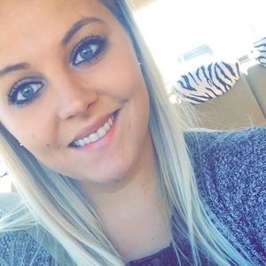 Meet your Posher, Brianna