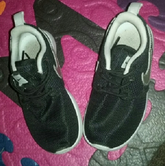 SOLD ON MERCARI!! - Picture 2 of 4