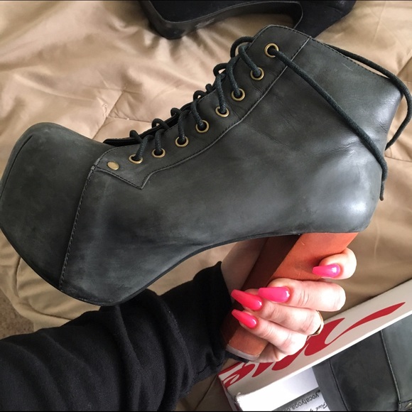 Jeffrey Campbell Distressed Black Litas size 8